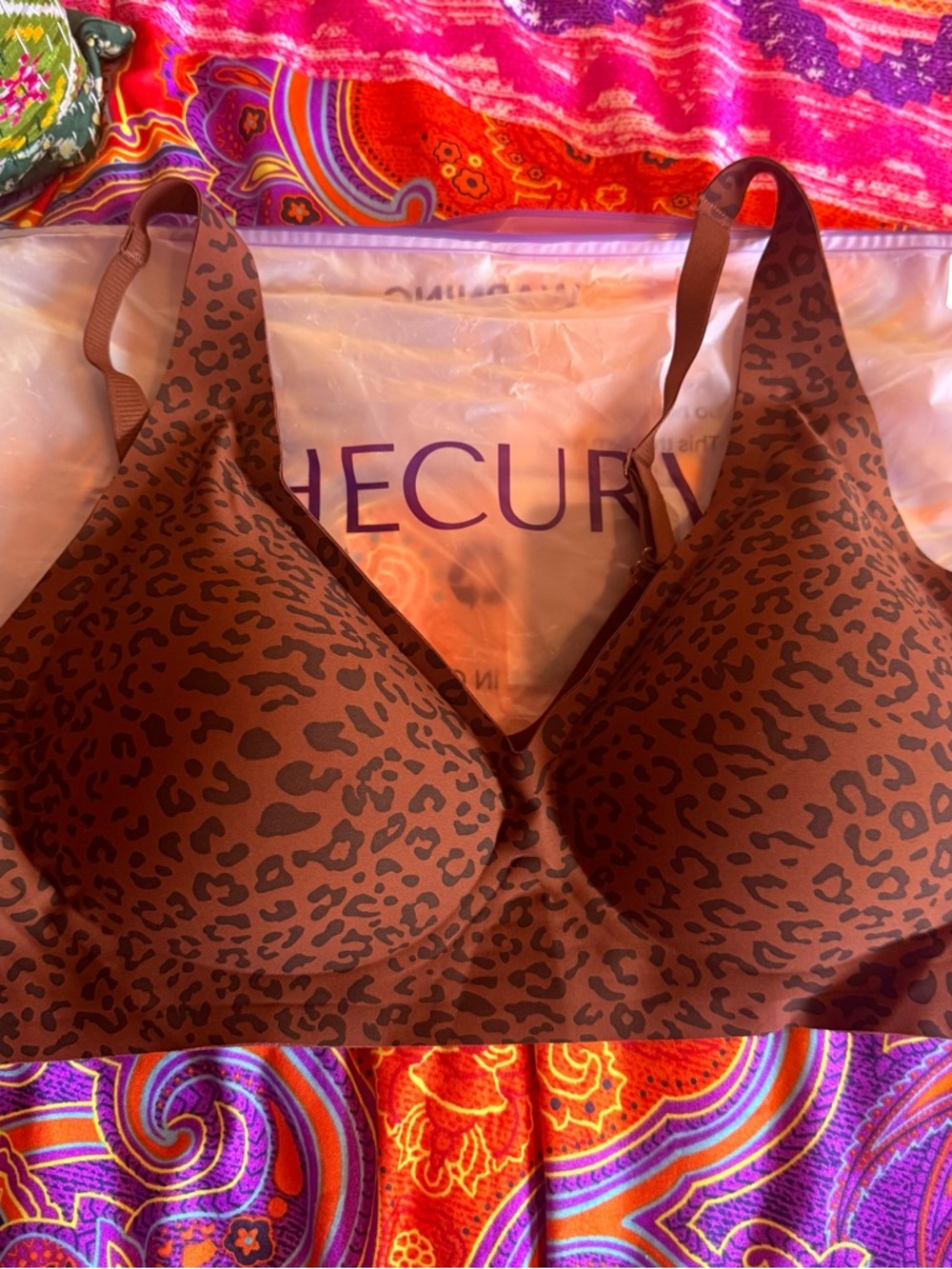 NEW! SEAMLESS DEEP V PUSH-UP WIRELESS BRA 2-PACK 2XL